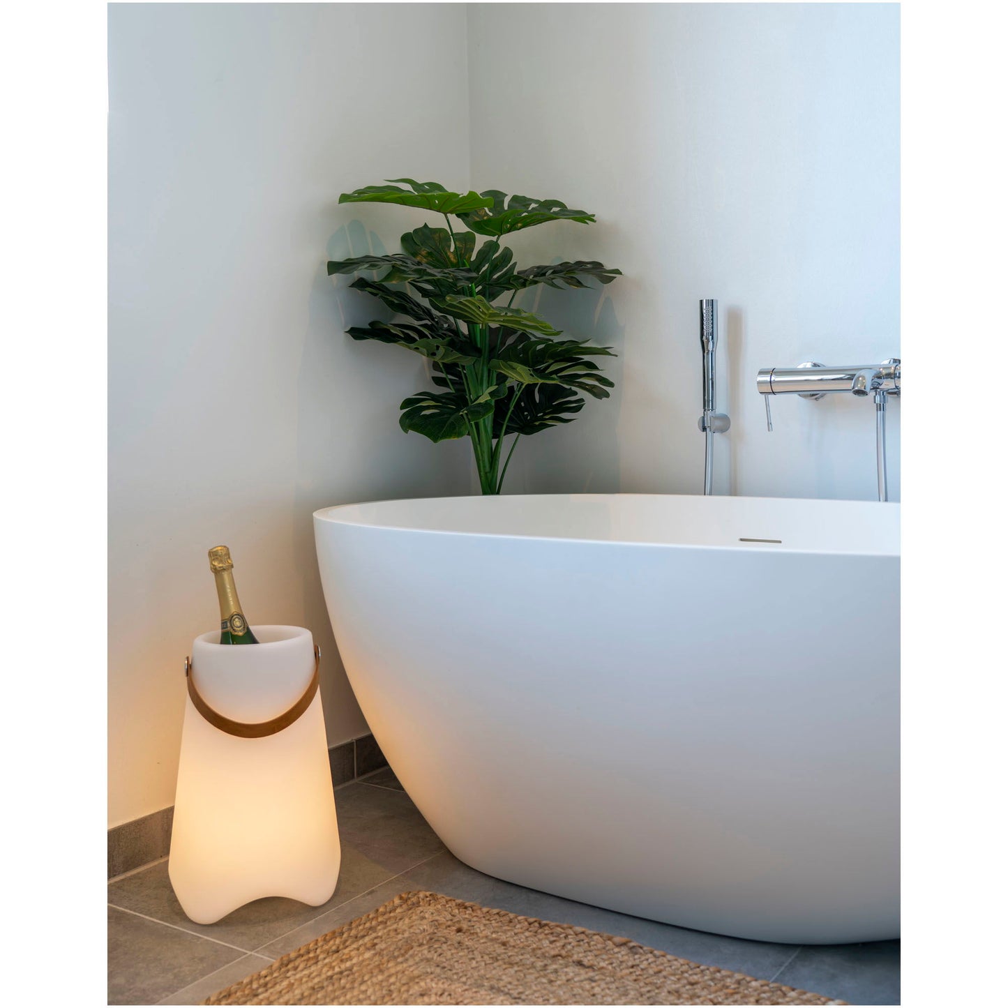 Bristol LED Vinkøler - Vinkøler med strop, hvid, genopladelig