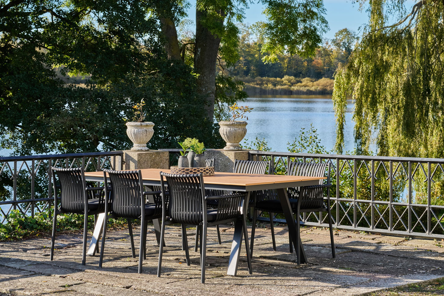 Tulsa Havestol  - Havestol, polypropylen, stabelbar, sort