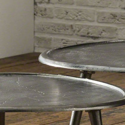 Nyreformet sofabord i sandblæst metal - 60 cm