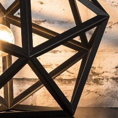 Triangelformet bordlampe - Industri design