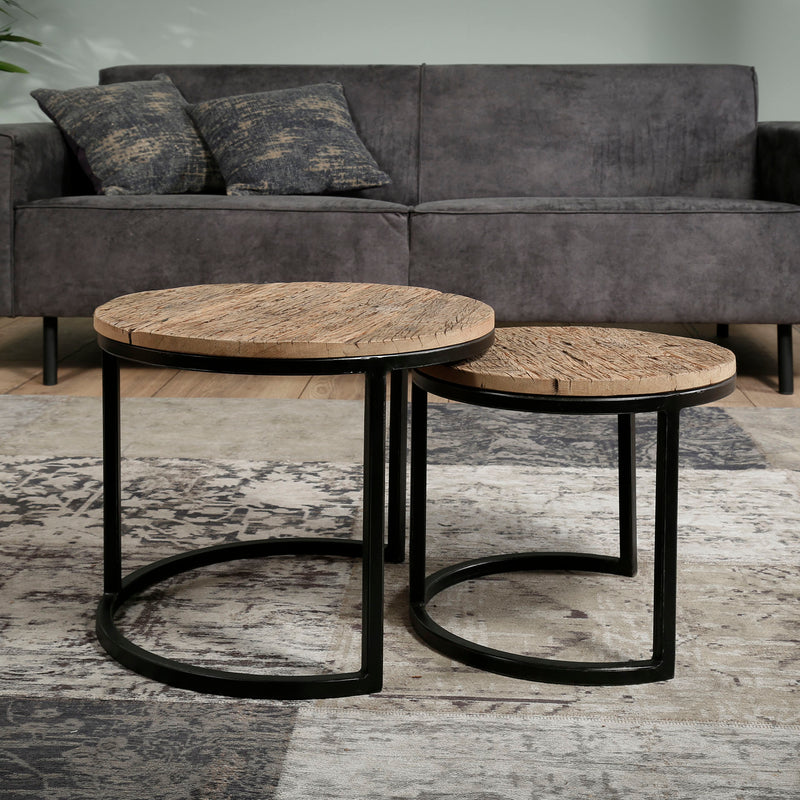 Sofabord - 2 borde i genbrugstræ.