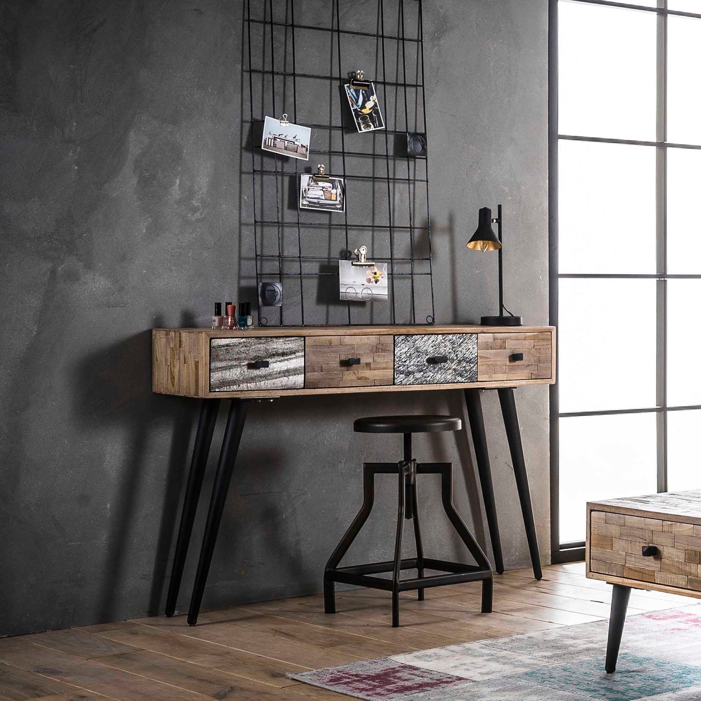 Konsolbord i teaktræ