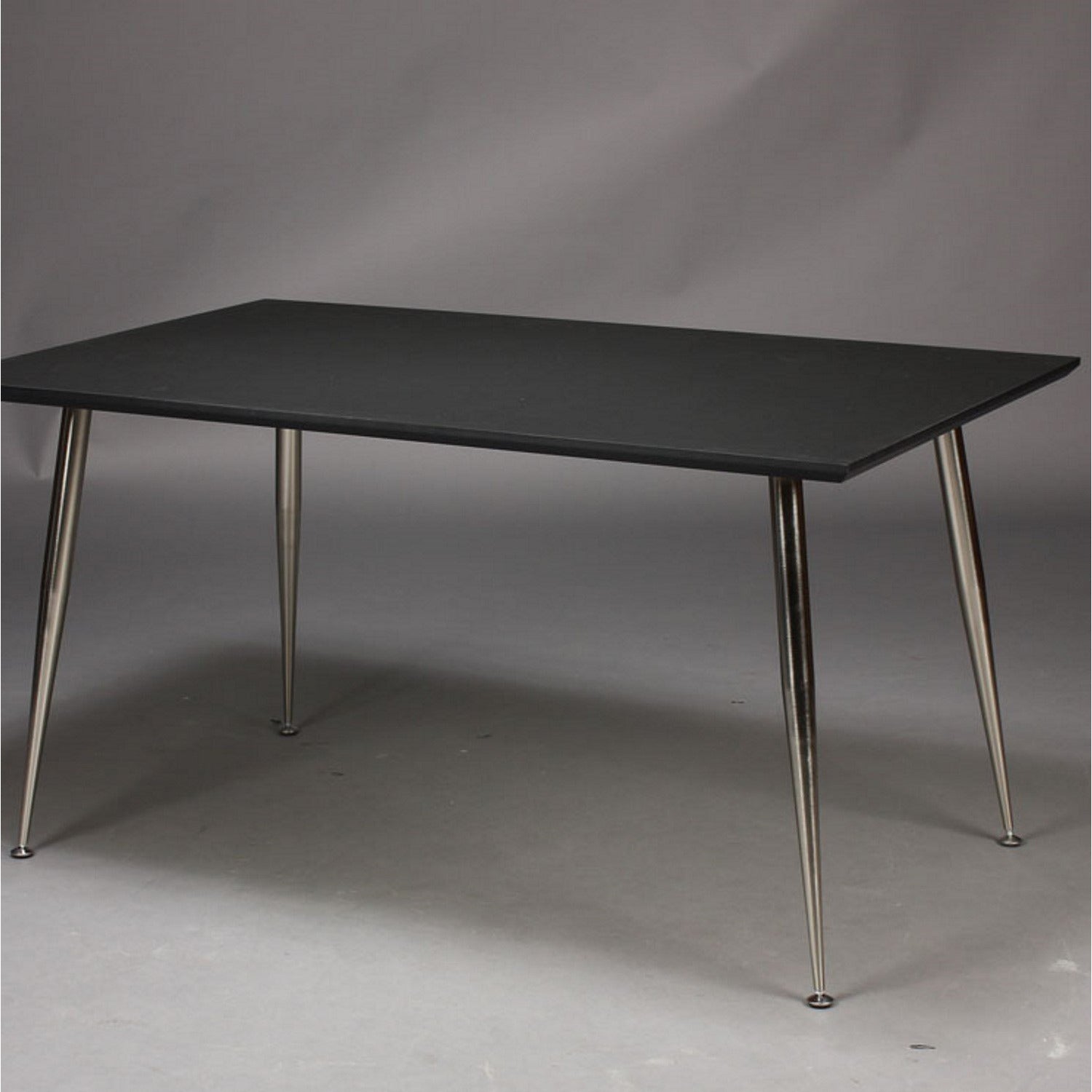Sort højtrykslaminat spisebord - 140 x 70 cm.