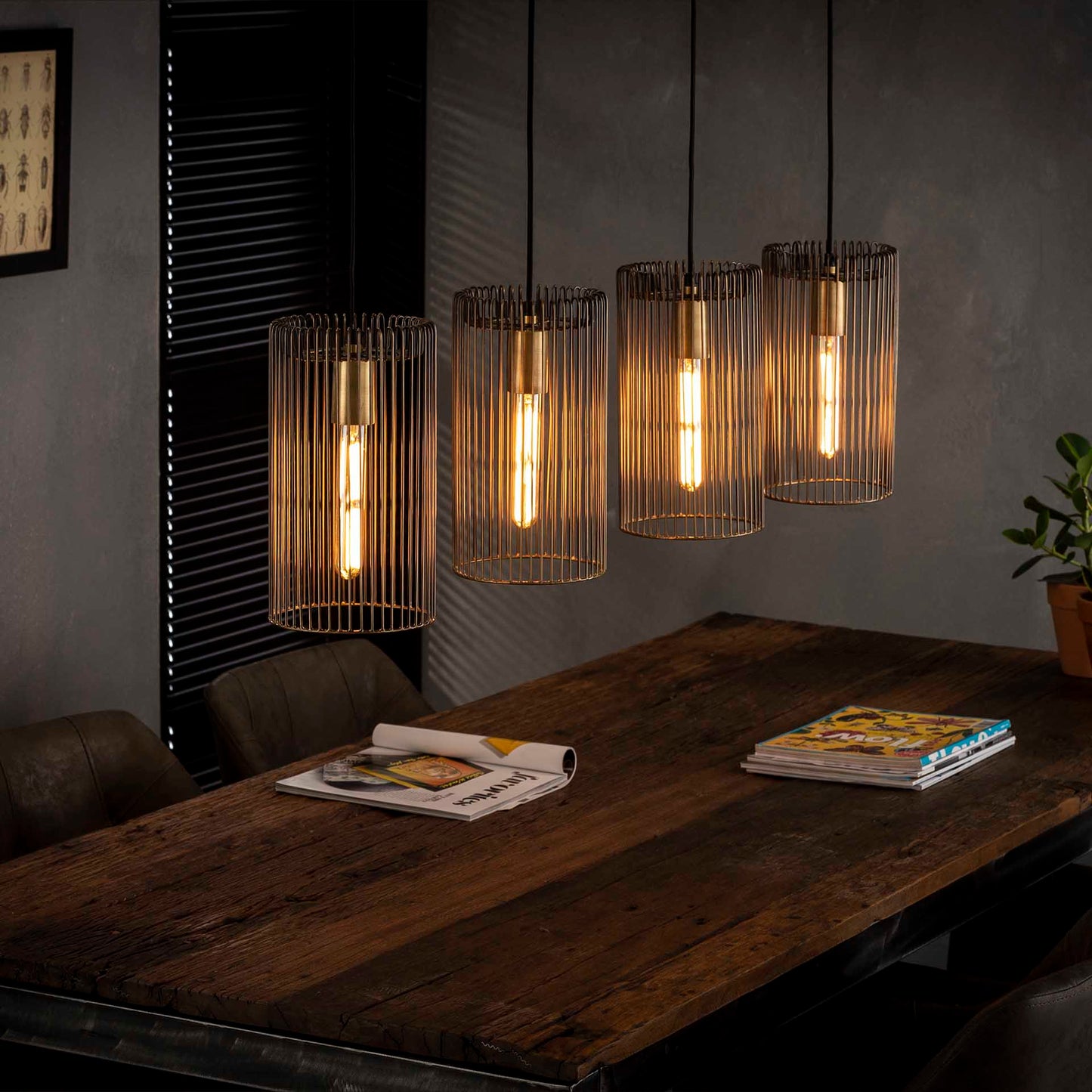 Loftslampe - 4 skærme i antik bronze.