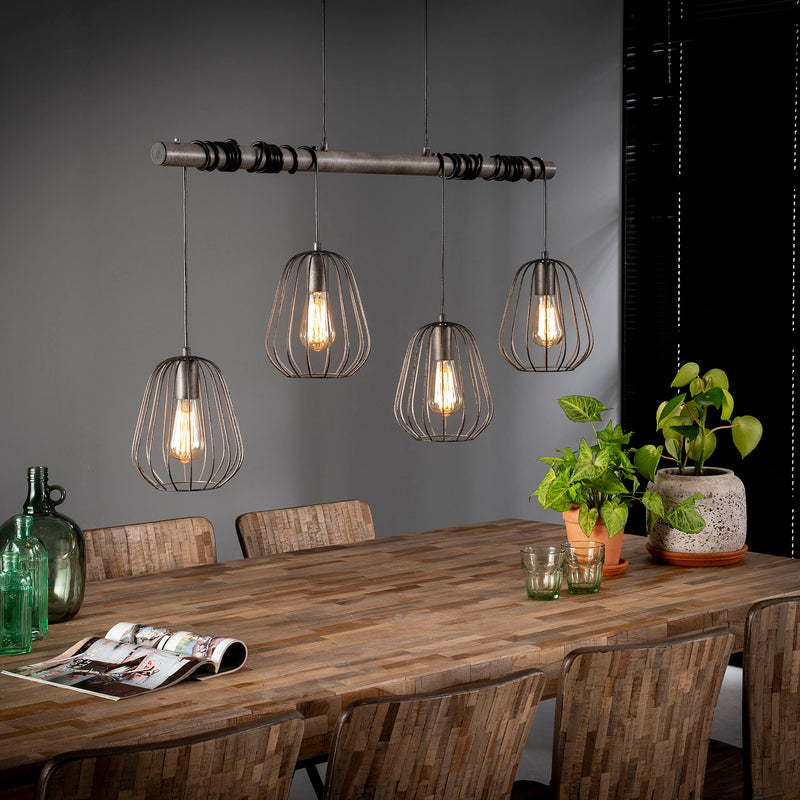 Loftlampe med 4 skærme i antik sølv farve.