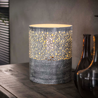 Bordlampe - Rund bordlampe i grå metal, højde 25 cm.