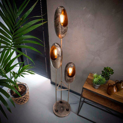 Patineret gulvlampe med 3 pærer
