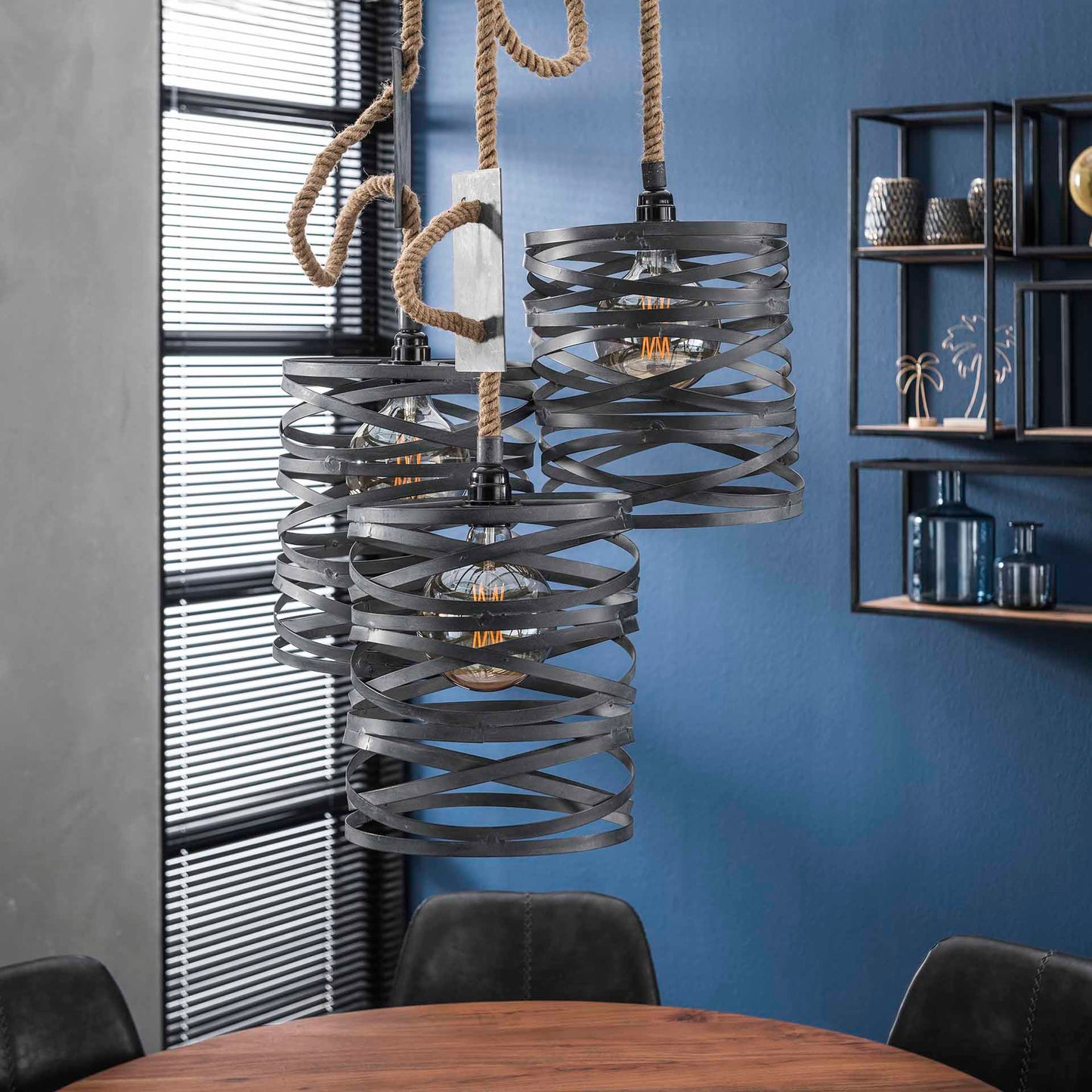 Loftslampe - 3 skærme i grå metal