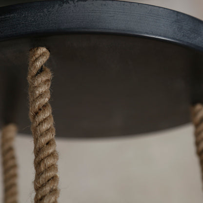 Loftslampe - 3 skærme i grå gitter design.