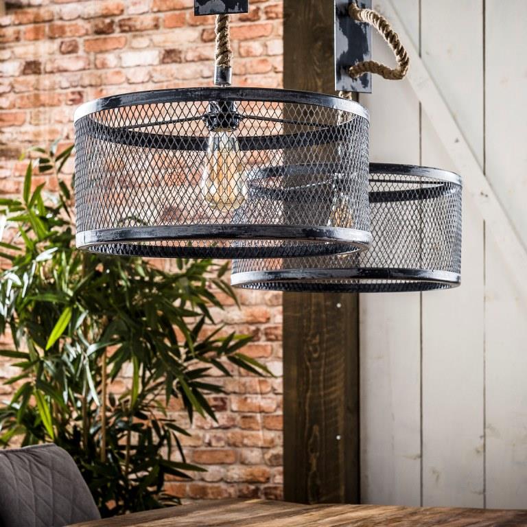 Loftslampe - 2 runde lamper med ophæng af reb.