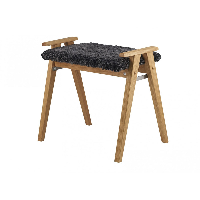 Alme bænk med fåreskind - Olieret eg